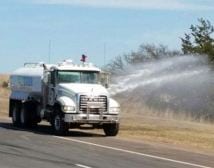Su pompası kamyon